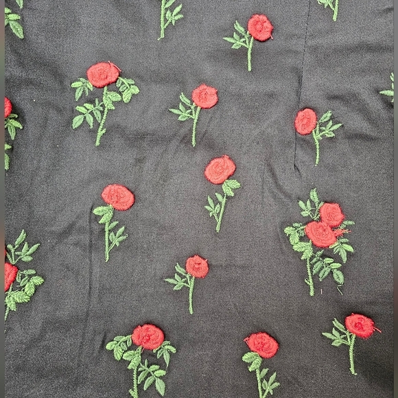 The Brynne 3D Spaghetti-Strap Dress by Maeve Anthropologie, Red Rose Pattern 22W - Picture 8 of 13